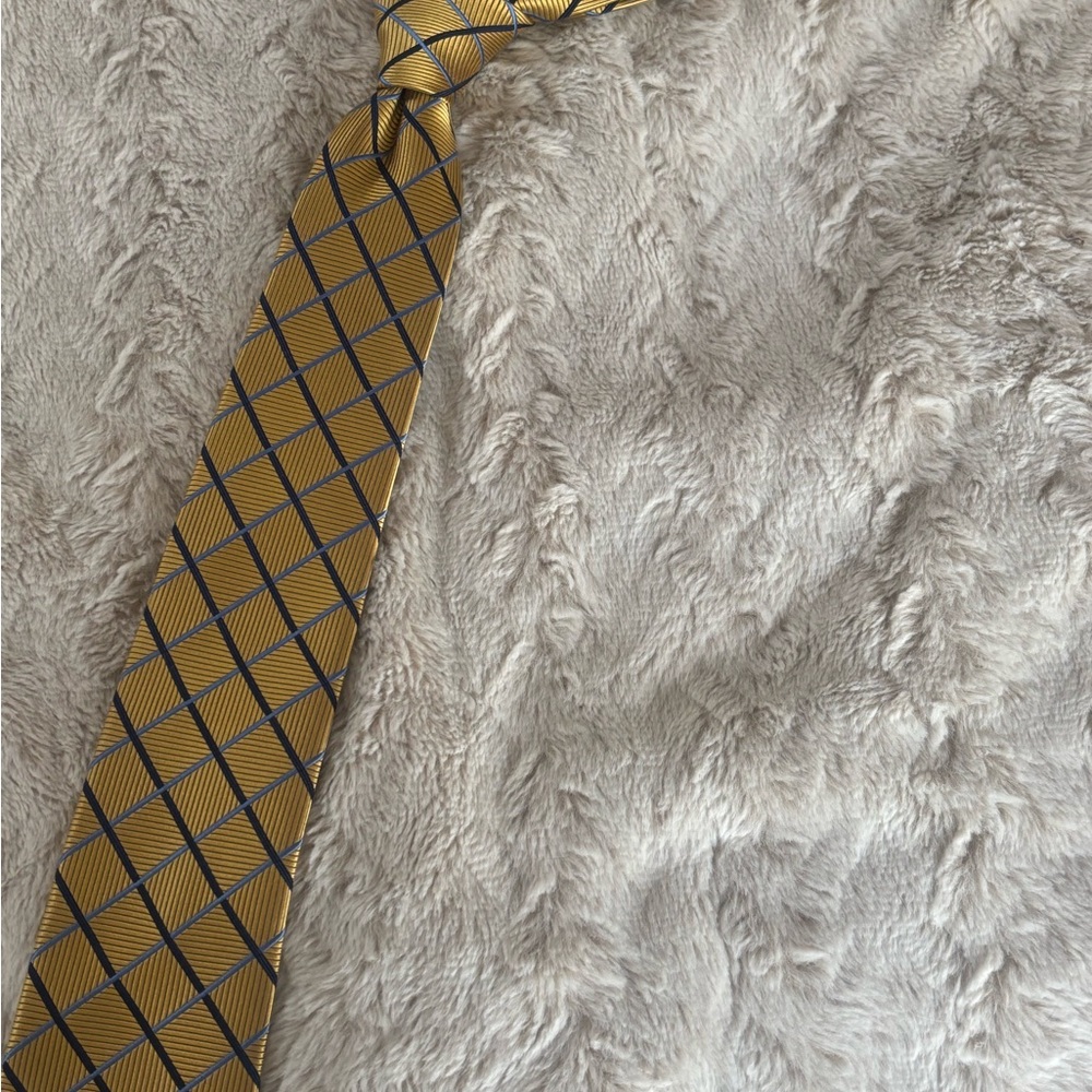 Jos. A. Bank Gold and Black Geometric Tie